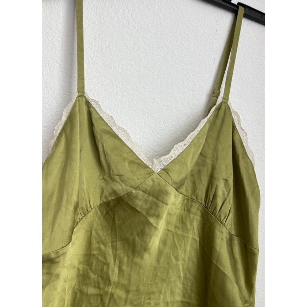 Like New Womens Vintage Embroidered Lace Trim Old Navy Silk Slip Size XL - Picture 4 of 5